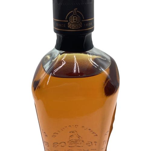 BUSHMILLS BLACKBUSH アイリッシュウィスキー 700ml