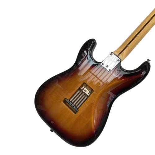 Squier by FENDER (スクワイア) Seymour Duncan SC-101搭載 ストラトキャスター エレキギター 70's Vintage Modified 2016年製