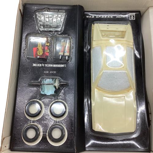 旧バンダイ (キュウバンダイ) ランボルギーニマルツアル プラモデル PC11-900