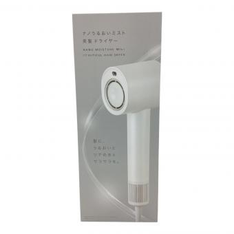 ニトリ ヘアードライヤー NL701WH