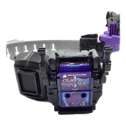 BANDAI (バンダイ) DX変身ベルトビターガヴ 仮面ライダーガヴ