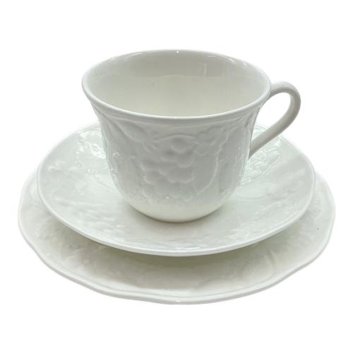 Wedgwood (ウェッジウッド) カップ&ソーサー&プレートセット ストロベリー&バイン