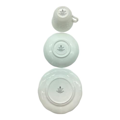 Wedgwood (ウェッジウッド) カップ&ソーサー&プレートセット ストロベリー&バイン