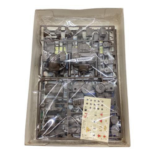 1/100 重装砲撃型デストロイド トマホーク 「超時空要塞マクロス」 シリーズ No.2 プラモデル B-1218
