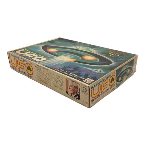 サニー G. Adamski Type UFO Unidentified Flying Object プラモデル