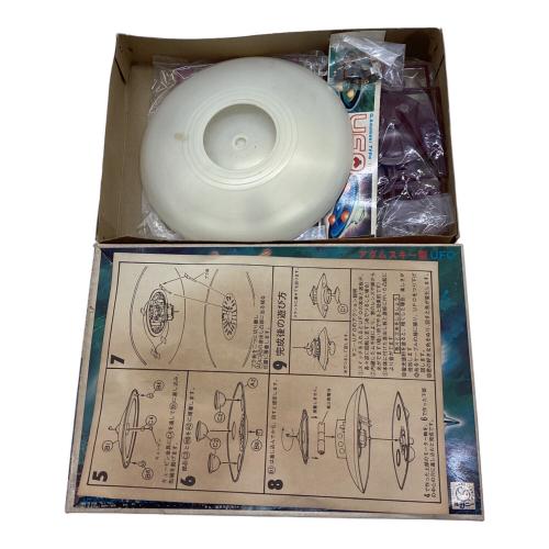 サニー G. Adamski Type UFO Unidentified Flying Object プラモデル