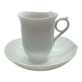 Meissen (マイセン) カップ&ソーサー 波の戯れホワイト
