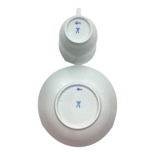 Meissen (マイセン) カップ&ソーサー 波の戯れホワイト