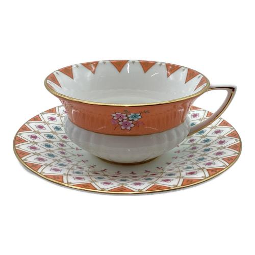 Wedgwood (ウェッジウッド) カップ&ソーサー ピオニーダイヤモンド