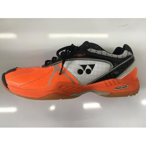 YONEX バドンミントンシューズ オレンジ