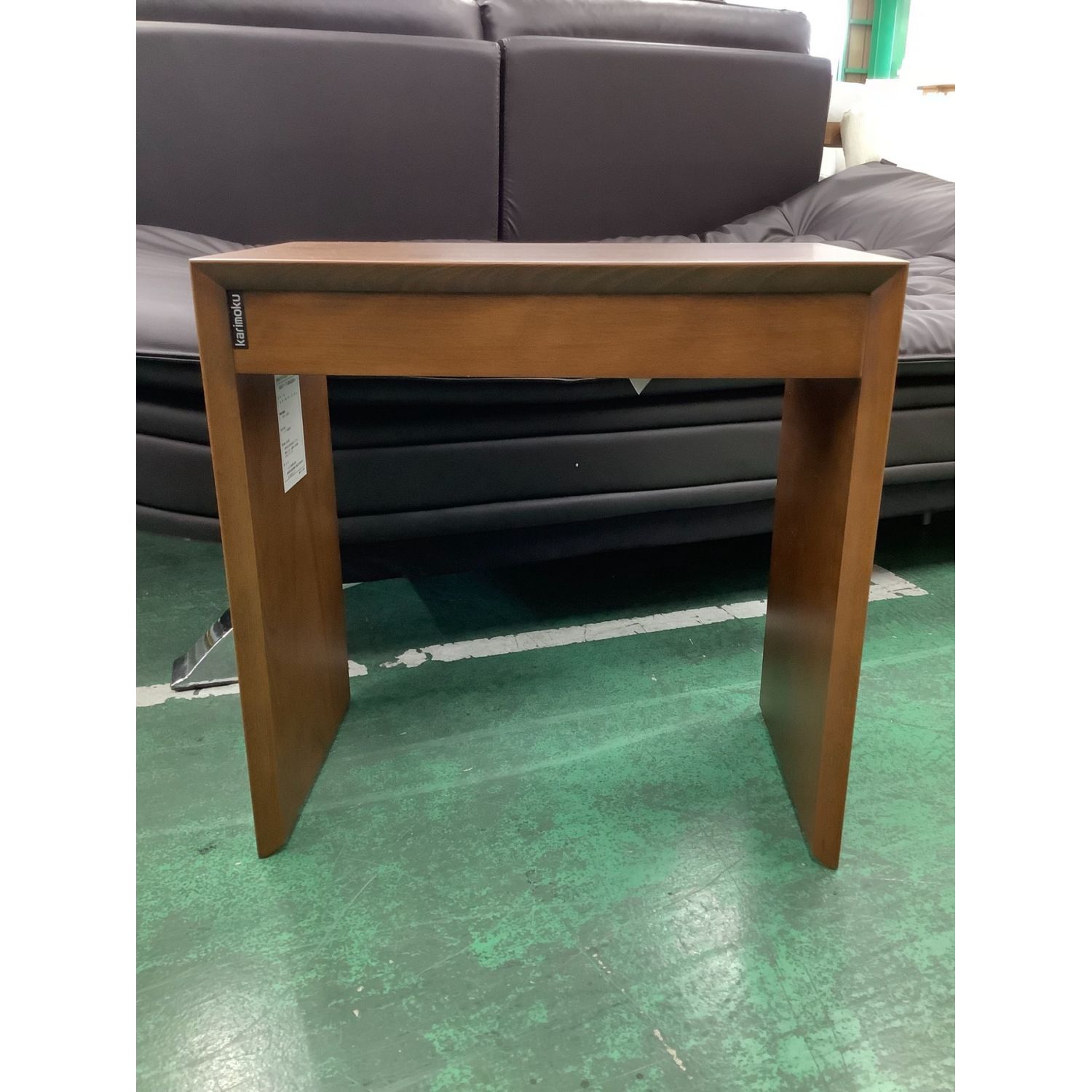 家具ならトレファク吉川店！！ karimoku サイドテーブル 天然木