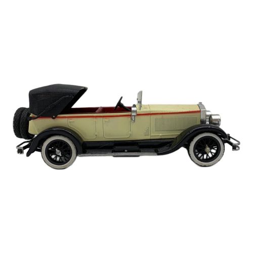 RIO (リオ) モデルカー 模型車 1926 isotta fraschini 8a spyder (イソッタフラスキーニスパイダー)