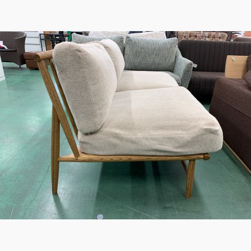 MOMO natural (モモナチュラル) 2人掛けソファー ホワイト×ナチュラル  オットマン付き ファブリック×オーク材 CLOUD