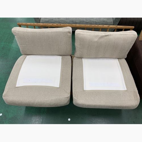 MOMO natural (モモナチュラル) 2人掛けソファー ホワイト×ナチュラル  オットマン付き ファブリック×オーク材 CLOUD