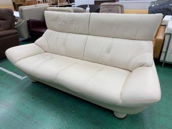 karimoku (カリモク) 3人掛けソファー Chitano アイボリー