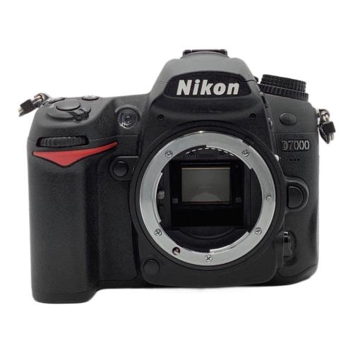 Nikon (ニコン) デジタル一眼レフカメラ D7000 ボディ