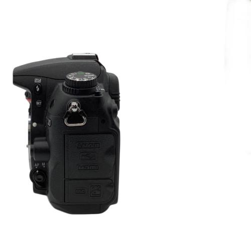 Nikon (ニコン) デジタル一眼レフカメラ D7000 ボディ