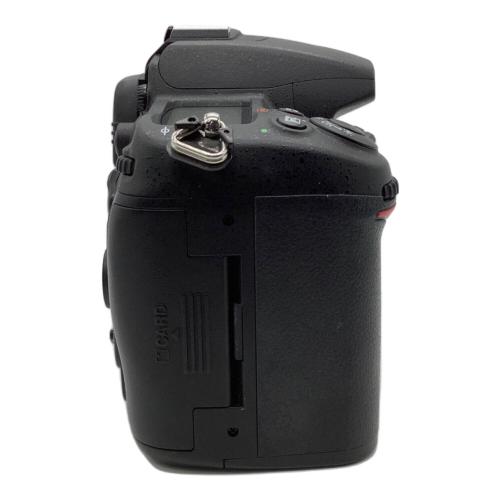 Nikon (ニコン) デジタル一眼レフカメラ D7000 ボディ