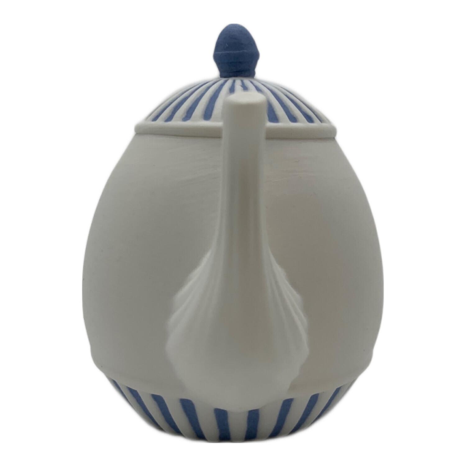 Wedgwood (ウェッジウッド)CHRISTMAS ICONIC TEAPOT