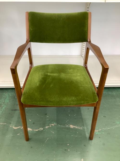 カリモク60 (カリモクロクマル) ダイニングチェア モケットグリーン