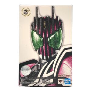 仮面ライダーディケイド (カメンライダーディケイド) S.H.Figuarts(ネオディケイドライバーVer.)(魂ウェブ商店限定)
