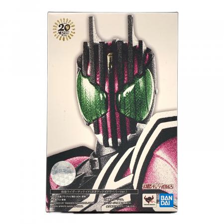 SHFiguarts 仮面ライダーディケイド ネオドライバーVer. 仮面ライダーディケイド (カメンライダーディケイド) S.H.Figuarts