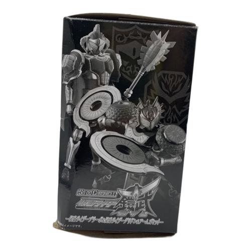 BANDAI(バンダイ) 仮面ライダー鎧武 変身アイテム 仮面ライダーブラーボ＆仮面ライダーグリドン＆アームズセット