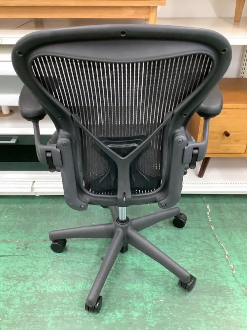 Herman Miller (ハーマンミラー) アーロンチェア ブラック クラシック ポスチャーフィット グラファイトベース