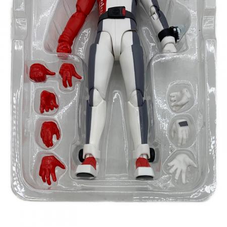 BANDAI(バンダイ) S.H.Figuarts 爆上戦隊ブンブンジャー ブンレッド