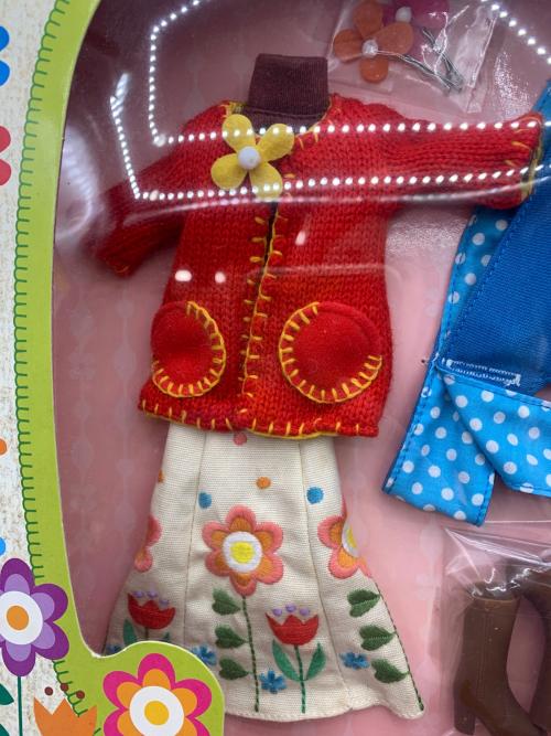 TAKARA TOMY (タカラトミー) フィギュア ① ブライス ドレスセット フォールウィスパー