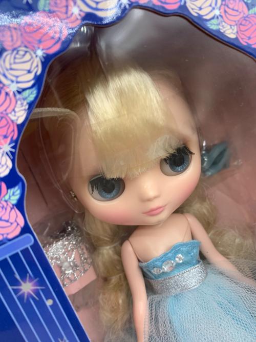 TAKARA TOMY (タカラトミー) フィギュア @ アイリスリネーア 「ミディブライス」 CWC限定 2000体限定生産