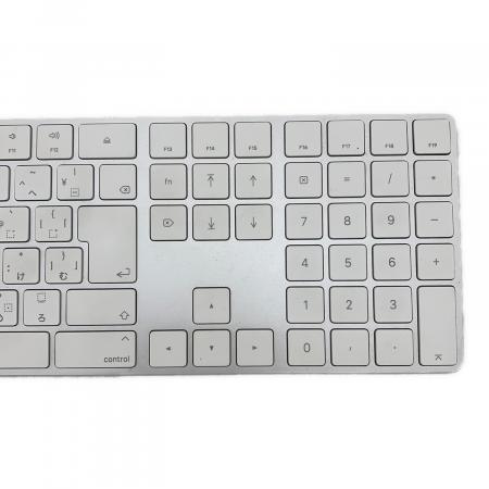 Apple (アップル) Magic Keyboard テンキー付き キーボード A1843