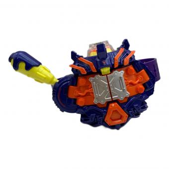 仮面ライダーガヴ (カメンライダーガヴ) DXヴラスタムギア 仮面ライダー