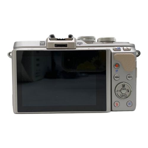 OLYMPUS (オリンパス) ミラーレス一眼カメラ E-PL8 EZダブルズームキット OLYMPUS PEN