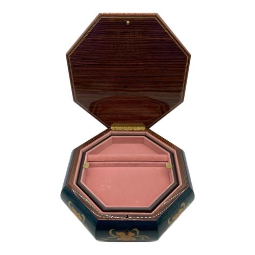 REUGE (リュージュ) ジュエリーボックス