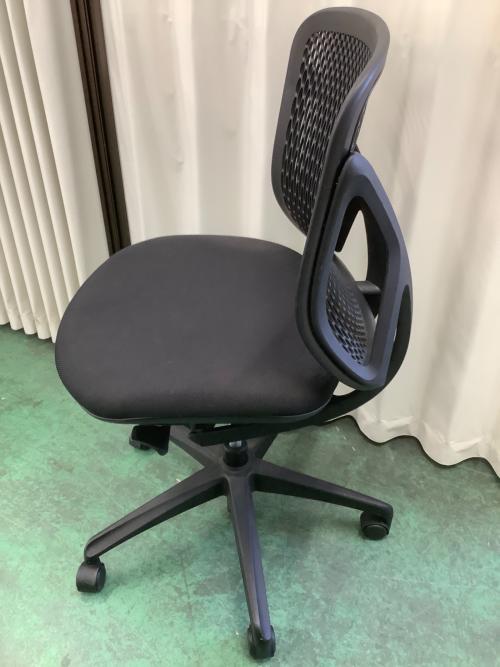 INABA YERA ワークチェアー ブラック