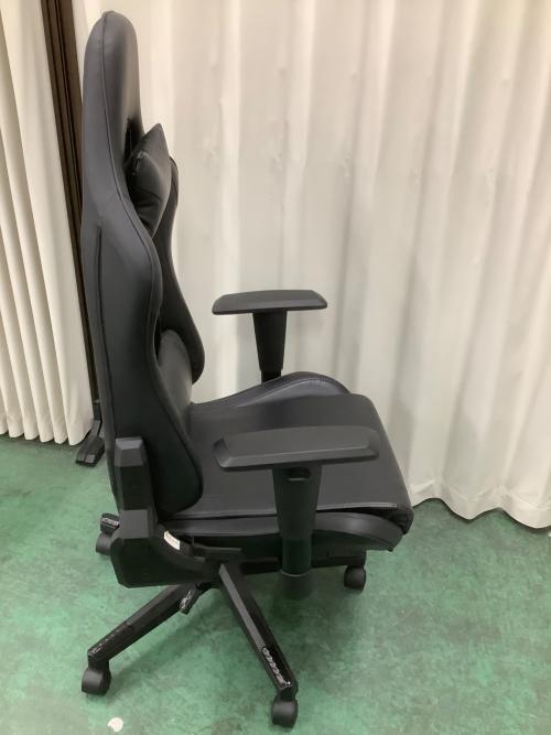 ニトリ ゲーミングチェア GM707  ブラック