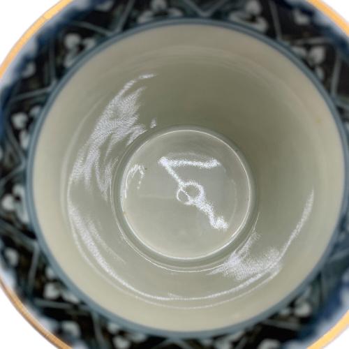 古伊万里 (コイマリ) 蓋付カップ&ソーサー 林九郎作