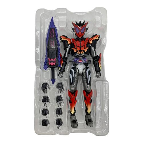 S.H.Figuarts (エスエイチフィギュアーツ) S.H.Figuarts仮面ライダービターガヴスパーキングミフォーム フィギュア 開封品