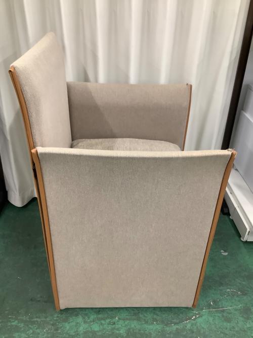 CASSINA (カッシーナ) アームチェアー ベージュ 401 BREAK｜トレファク