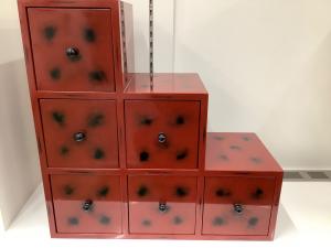 根来塗 階段タンス