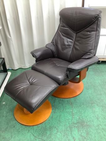 関家具 (セキカグ) リクライニングチェア 7515 オットマン付 ブラック レジーナリクライナー