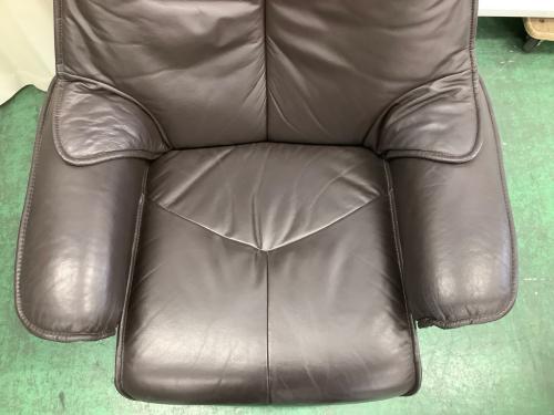 関家具 (セキカグ) リクライニングチェア 7515 オットマン付 ブラック レジーナリクライナー