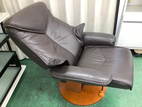 関家具 (セキカグ) リクライニングチェア 7515 オットマン付 ブラック レジーナリクライナー