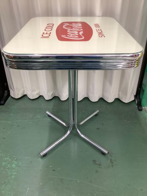 Coca Cola (コカコーラ) カフェテーブル  ベージュ×レッド