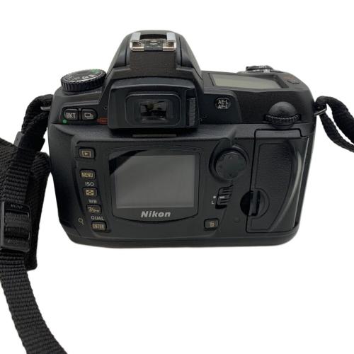 Nikon (ニコン) デジタル一眼レフカメラ D70