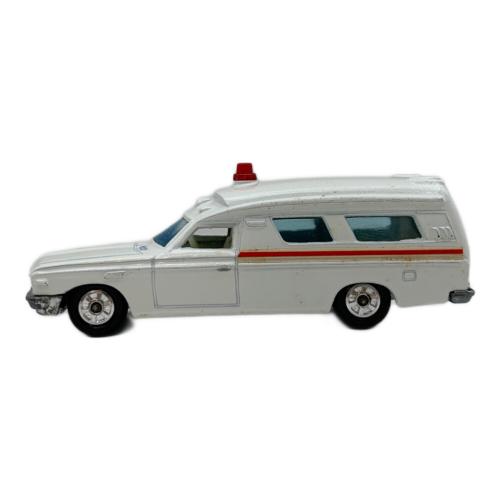 TOMY (トミー) TOYOTA 救急車 トミカ