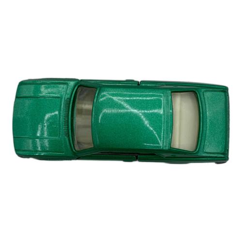 TOMY (トミー) ニッサン ローレル 2000GX トミカ