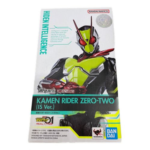 BANDAI (バンダイ) フィギュア S.H.Figuarts 仮面ライダーゼロツー (イズVer.)