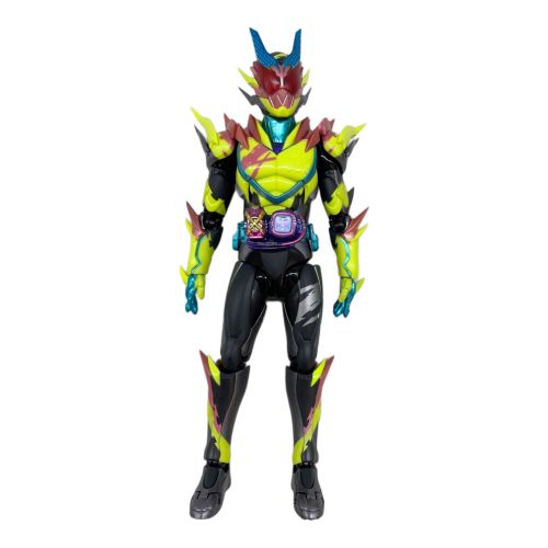 BANDAI (バンダイ) フィギュア S.H.Figuarts 仮面ライダーリバイス